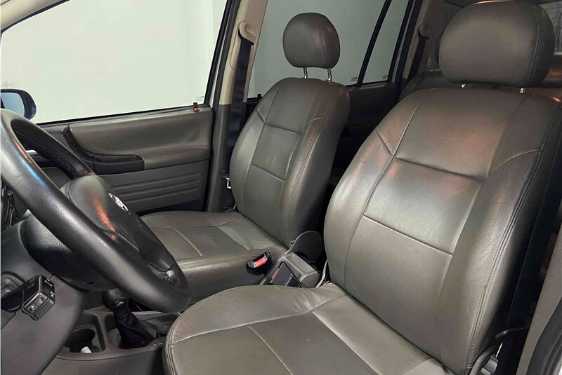 CHEVROLET ZAFIRA 2.0 MPFI EXPRESSION 8V FLEX 4P AUTOMÁTICO 2012